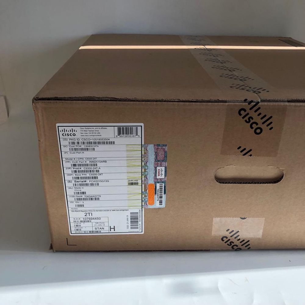 Cisco C9300-24p-a Catalyst 9300 24-Port Poe+, Network Advantage Switch