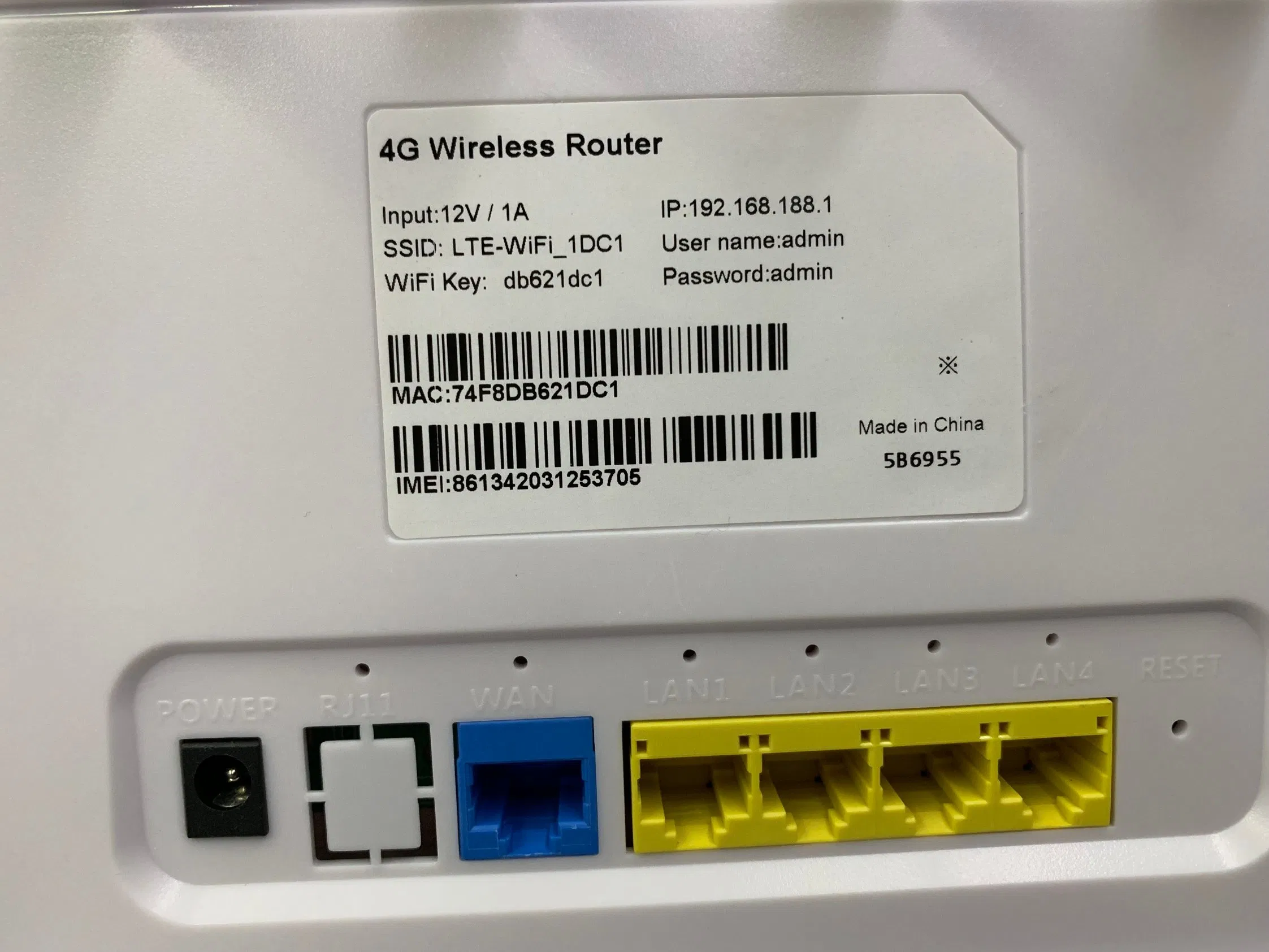 Desk CPE Router with 4*LAN1* Wan Port