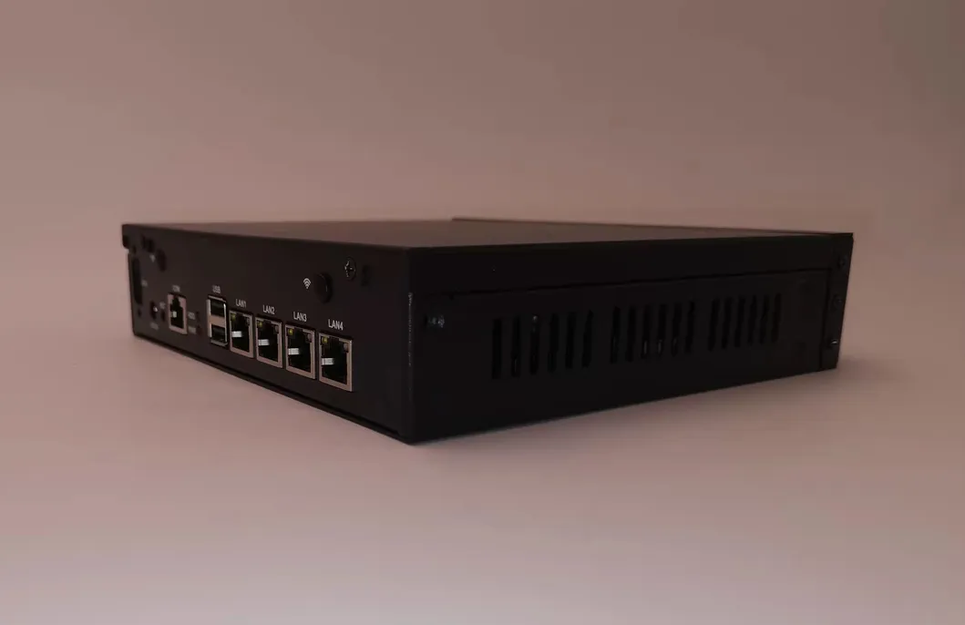 Intel J1900 4 LAN Desktop Bypass Firewall Router Linux Pfsense